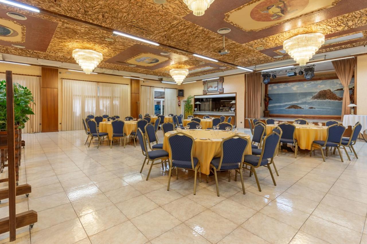 Checkin Trave Hotel Figueres  Ngoại thất bức ảnh